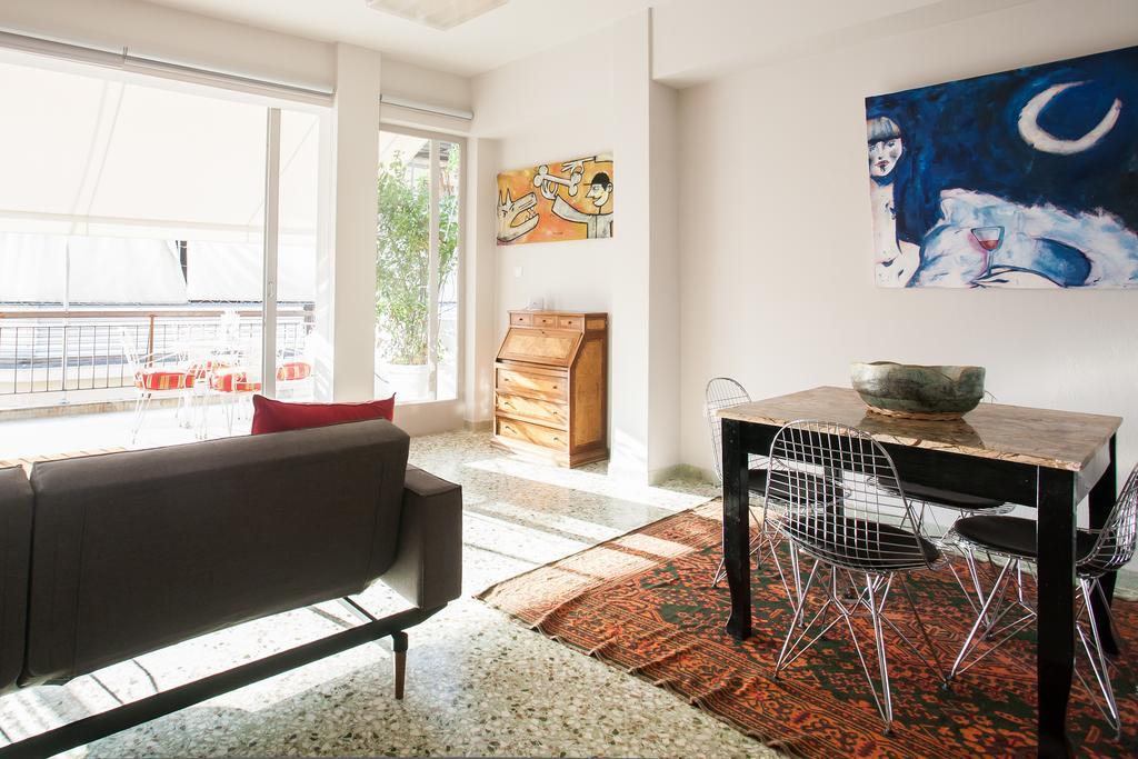 Central Apts With Acropolis Views - Pk Building アテネ エクステリア 写真